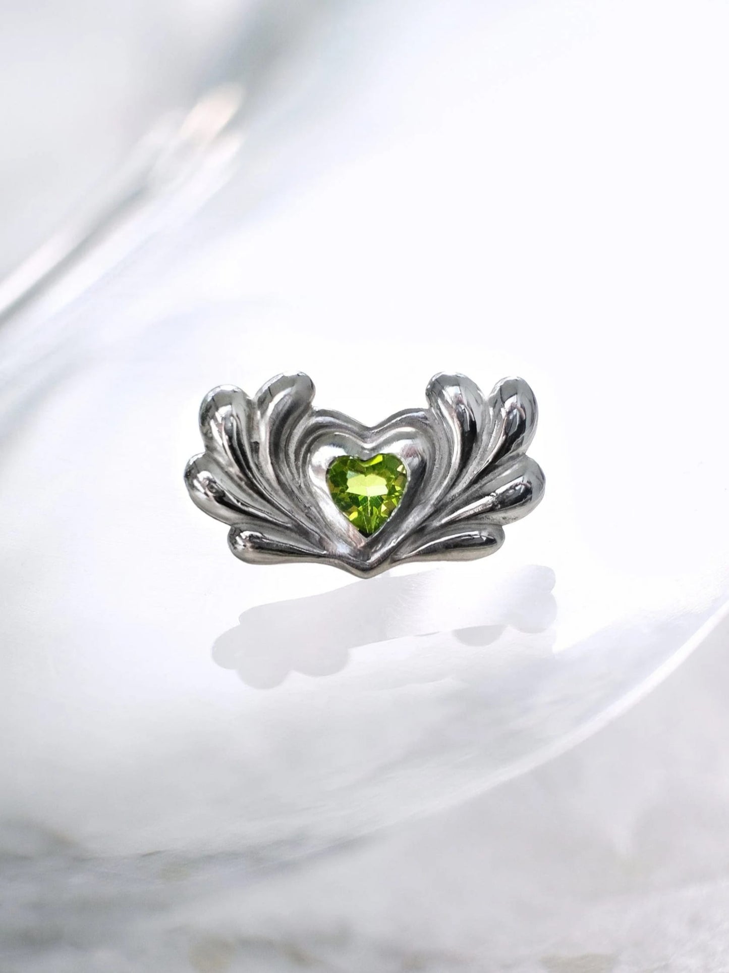 Mini Hearts Earrings-lokidolor-APOC STORE