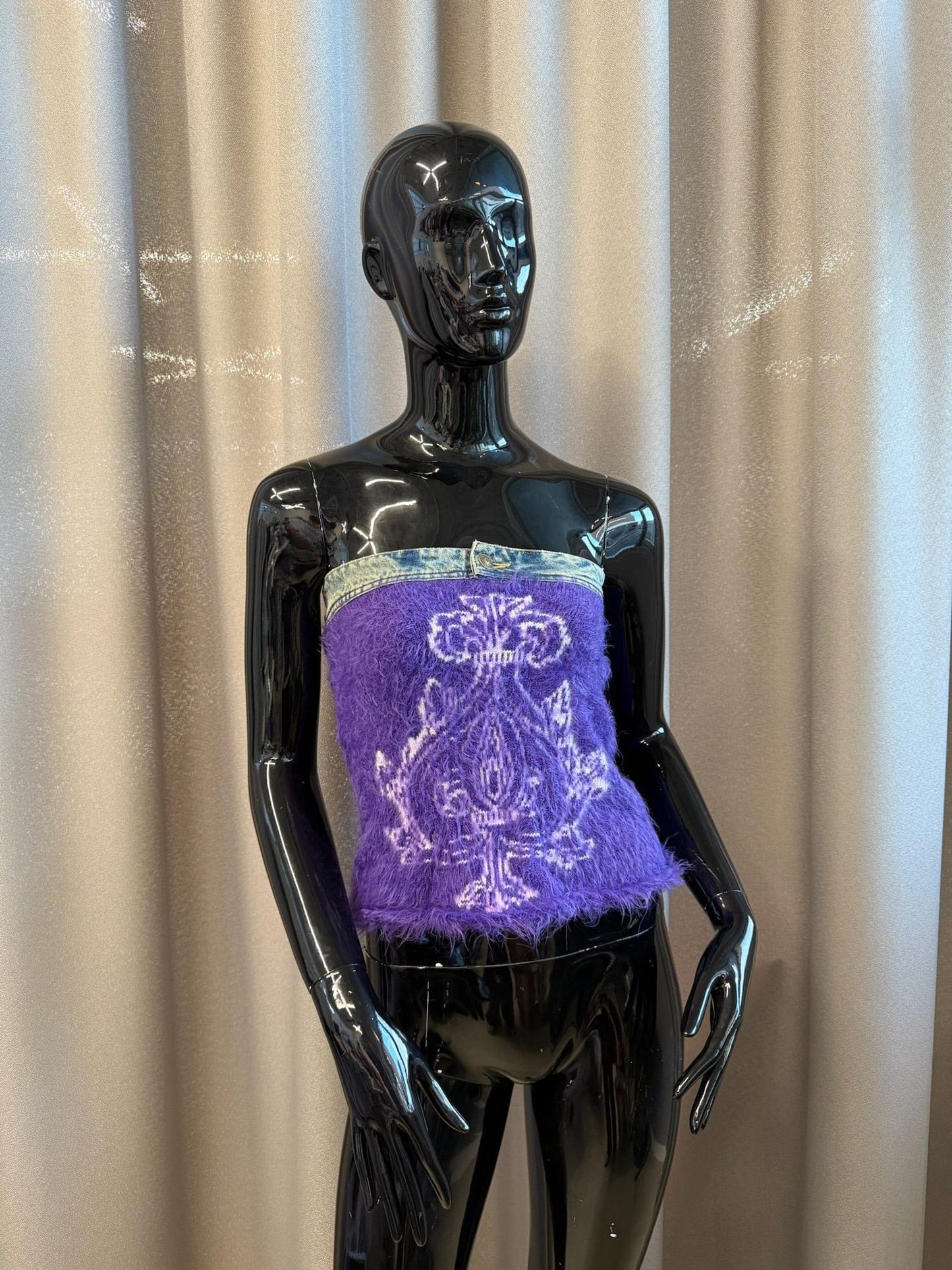 Ornament vagina top-TATi-APOC STORE
