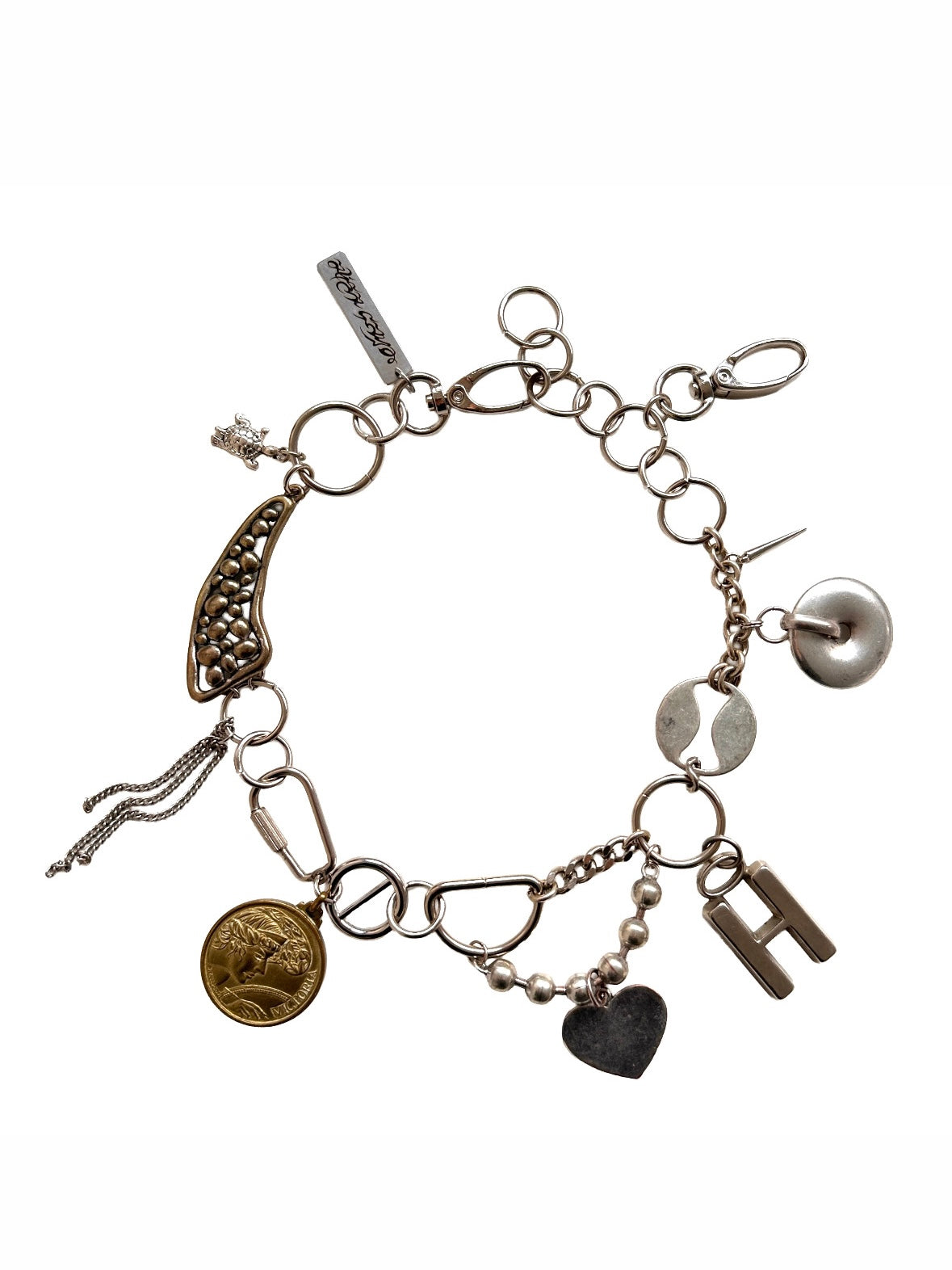 "H" chain-Alisa Cayoo-APOC STORE