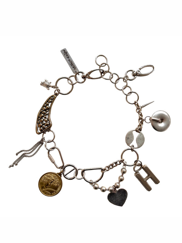 "H" chain-Alisa Cayoo-APOC STORE