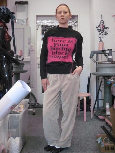Boring black jumper