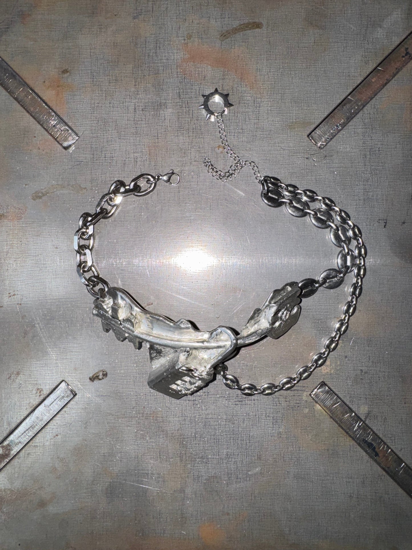 "Locked Up" choker-Alizee Quitman-APOC STORE