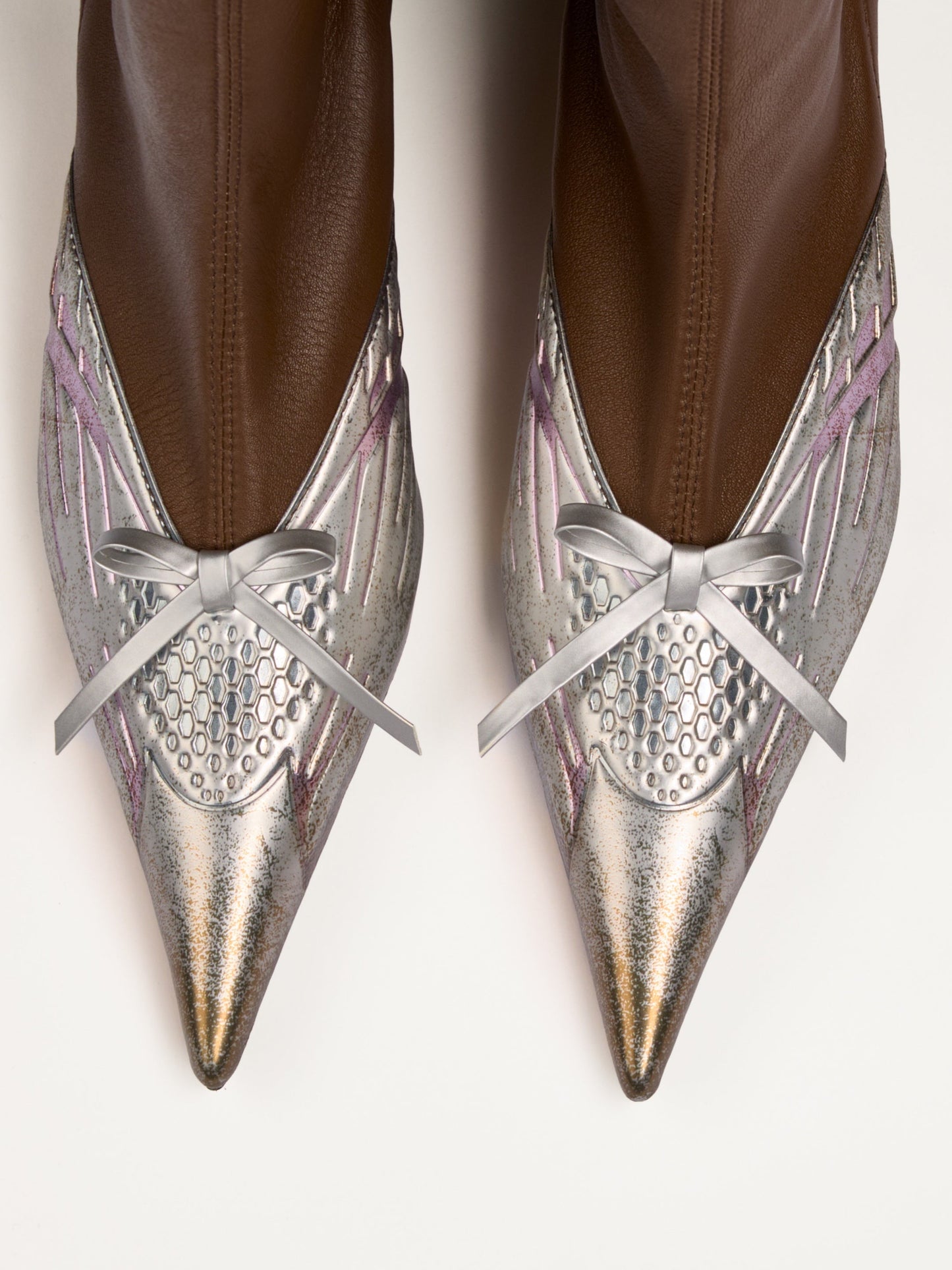 VCRN-V2 BOOTS ULTRA PINK - HAZELNUT CHOCOLATE-Invasive Modification-APOC STORE