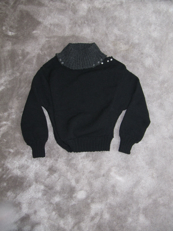 “Chunky sweater” in Black-V4K-APOC STORE