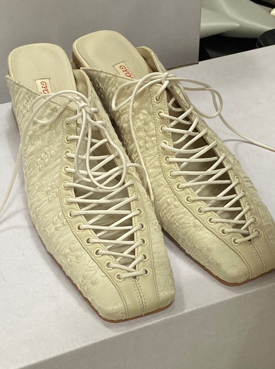 Lace mule (Cream)-Gyouree Kim-APOC STORE