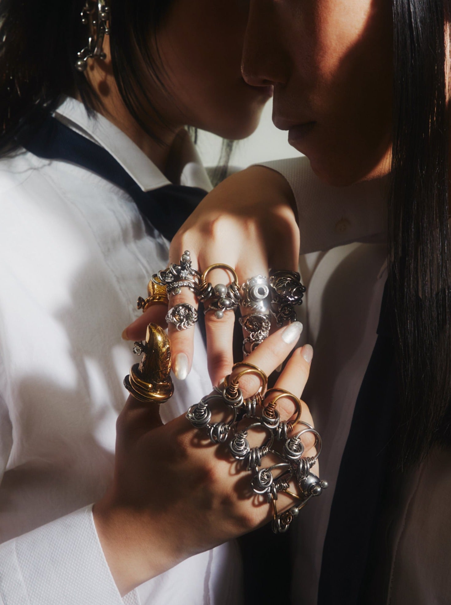 Circle Piercing Ring-anGostura-APOC STORE