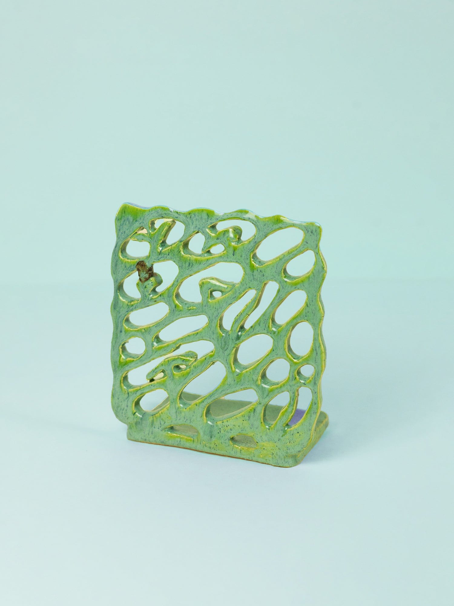 Laberinto Book Holder-Ana Drucker-APOC STORE