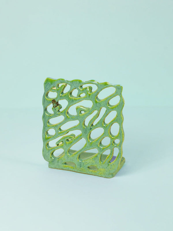 Laberinto Book Holder-Ana Drucker-APOC STORE