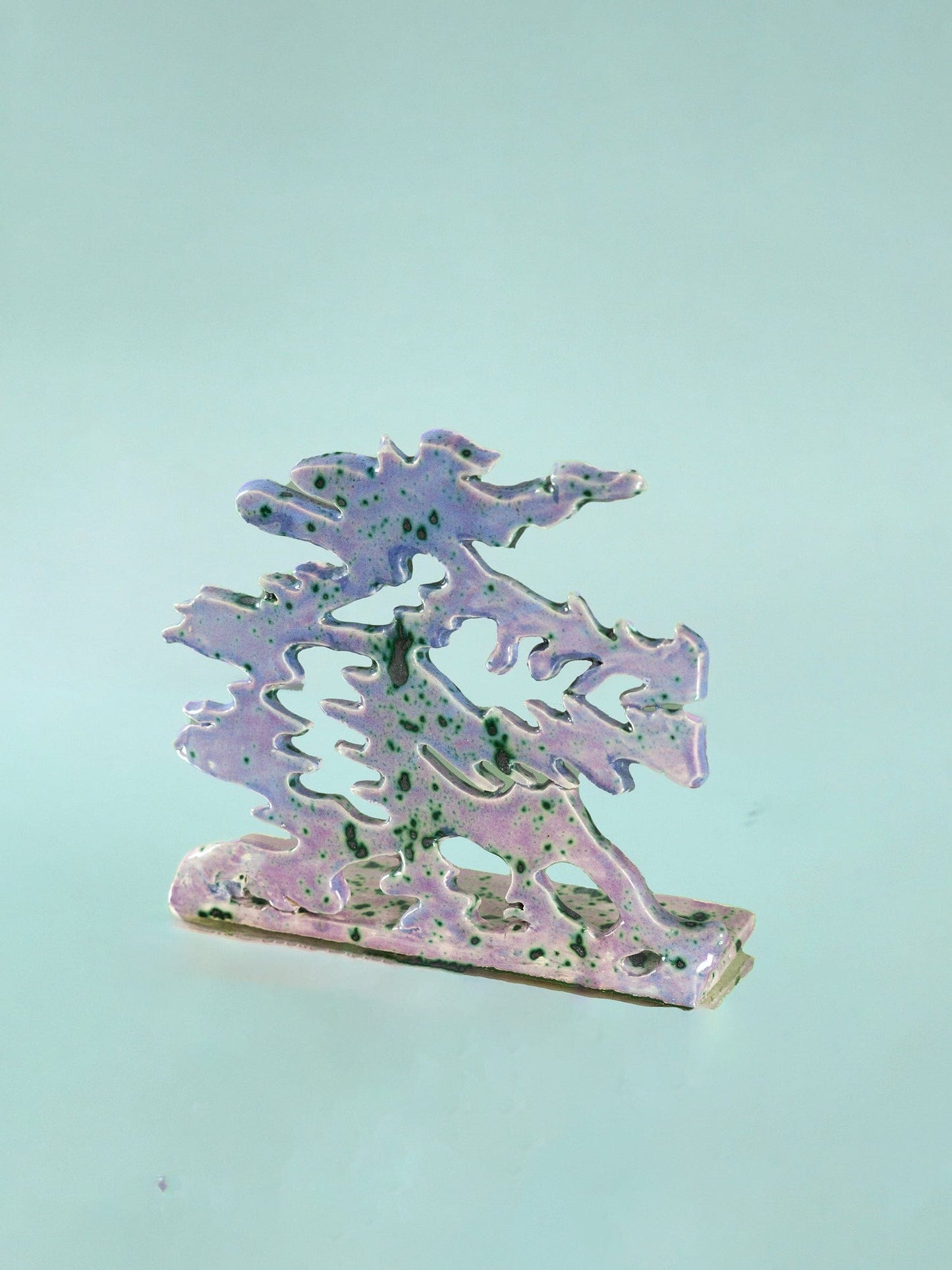 Cocodrilo Book Holder-Ana Drucker-APOC STORE