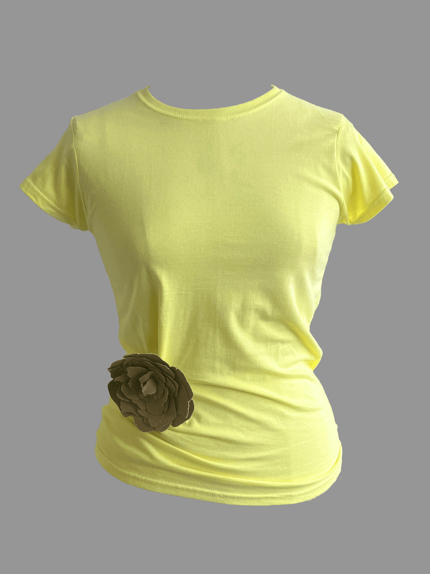 COIN BABY TEE WITH ROSE light yellow-Mainline:RUS/Fr.CA/DE-APOC STORE
