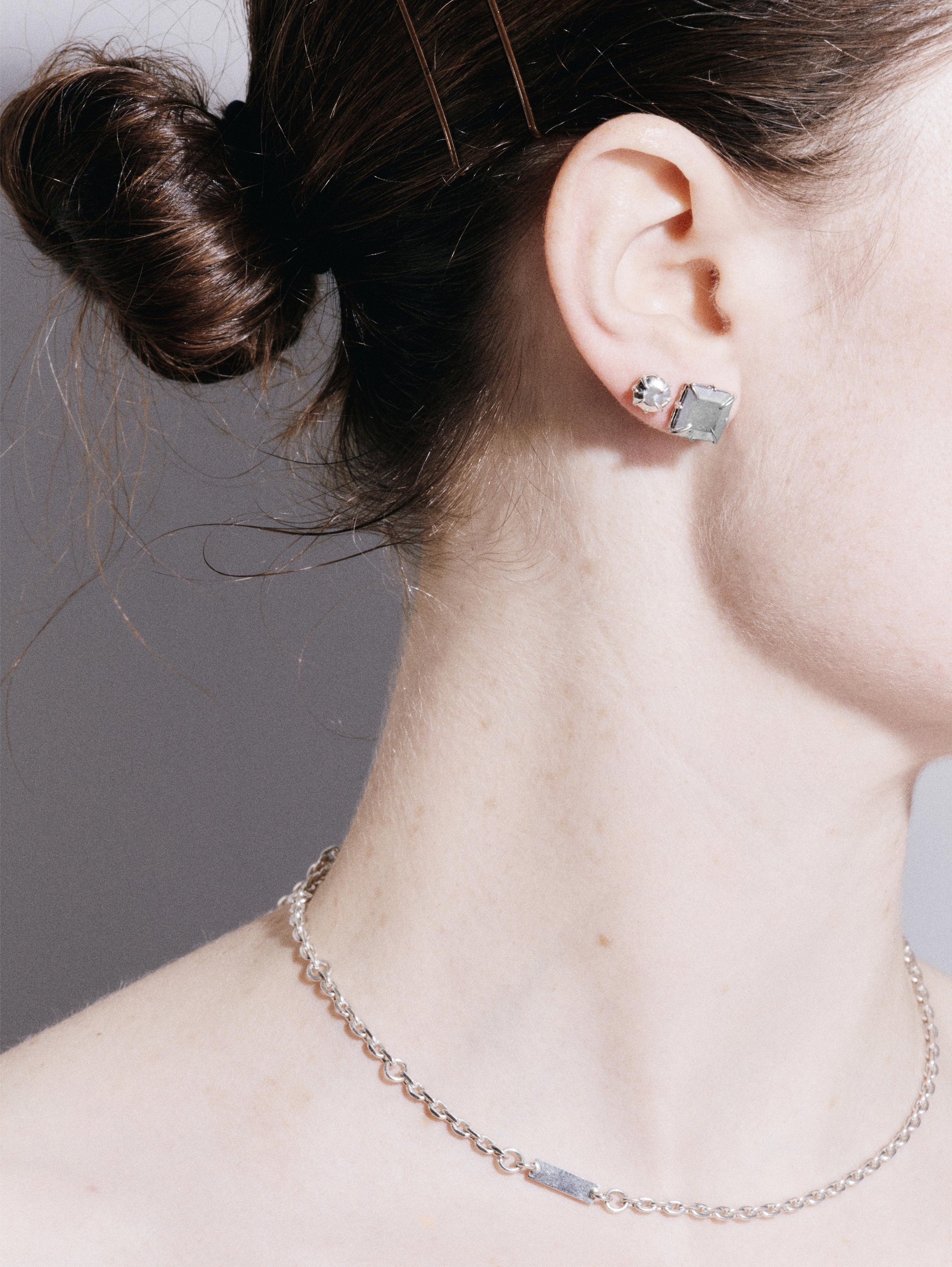 Round-Cut Fake diamond Stud-MQT-APOC STORE