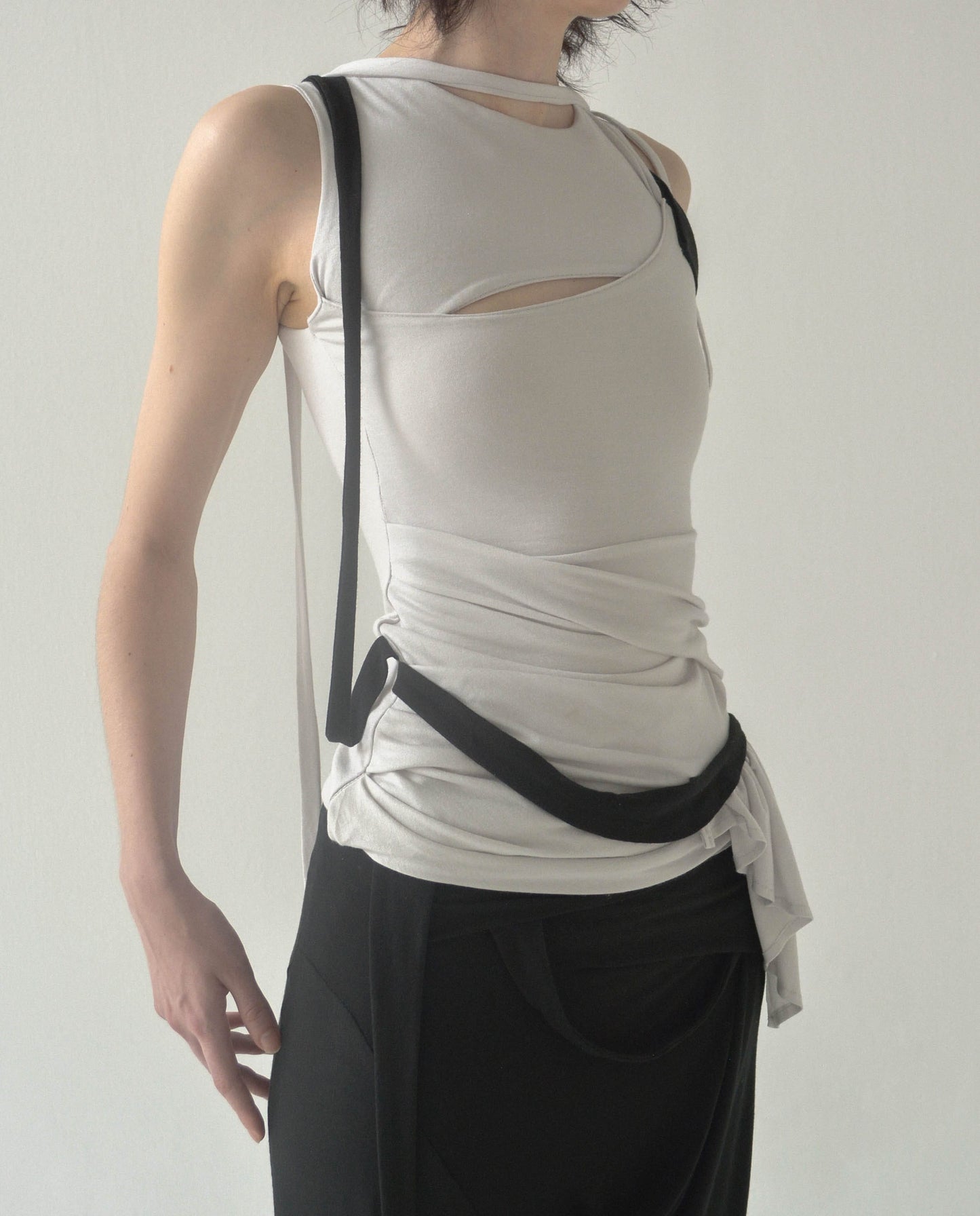 DANS SLIT TOP WHITE-Caro Chia-APOC STORE