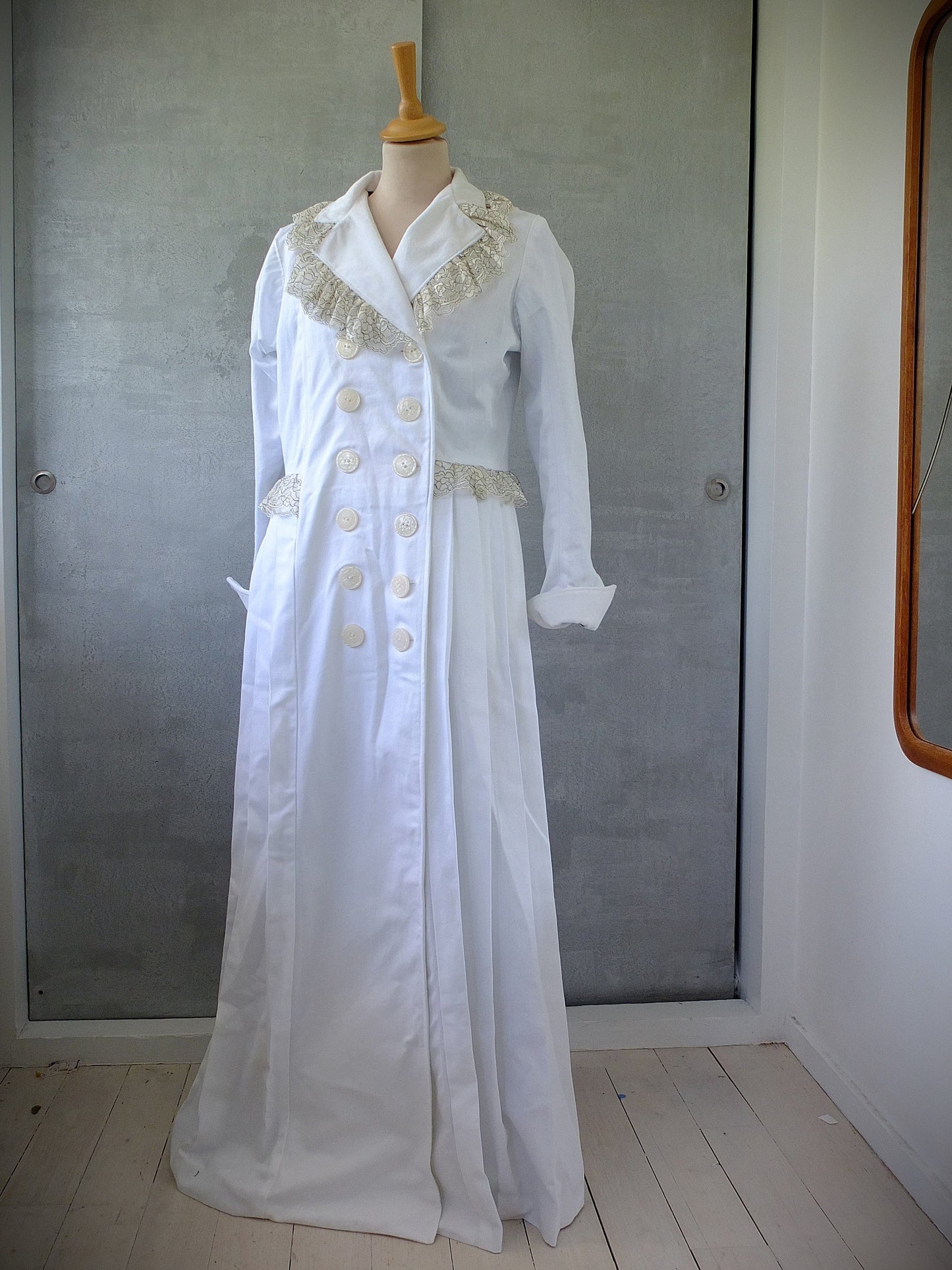 Christine’s pleated coat-Polyhedron-APOC STORE