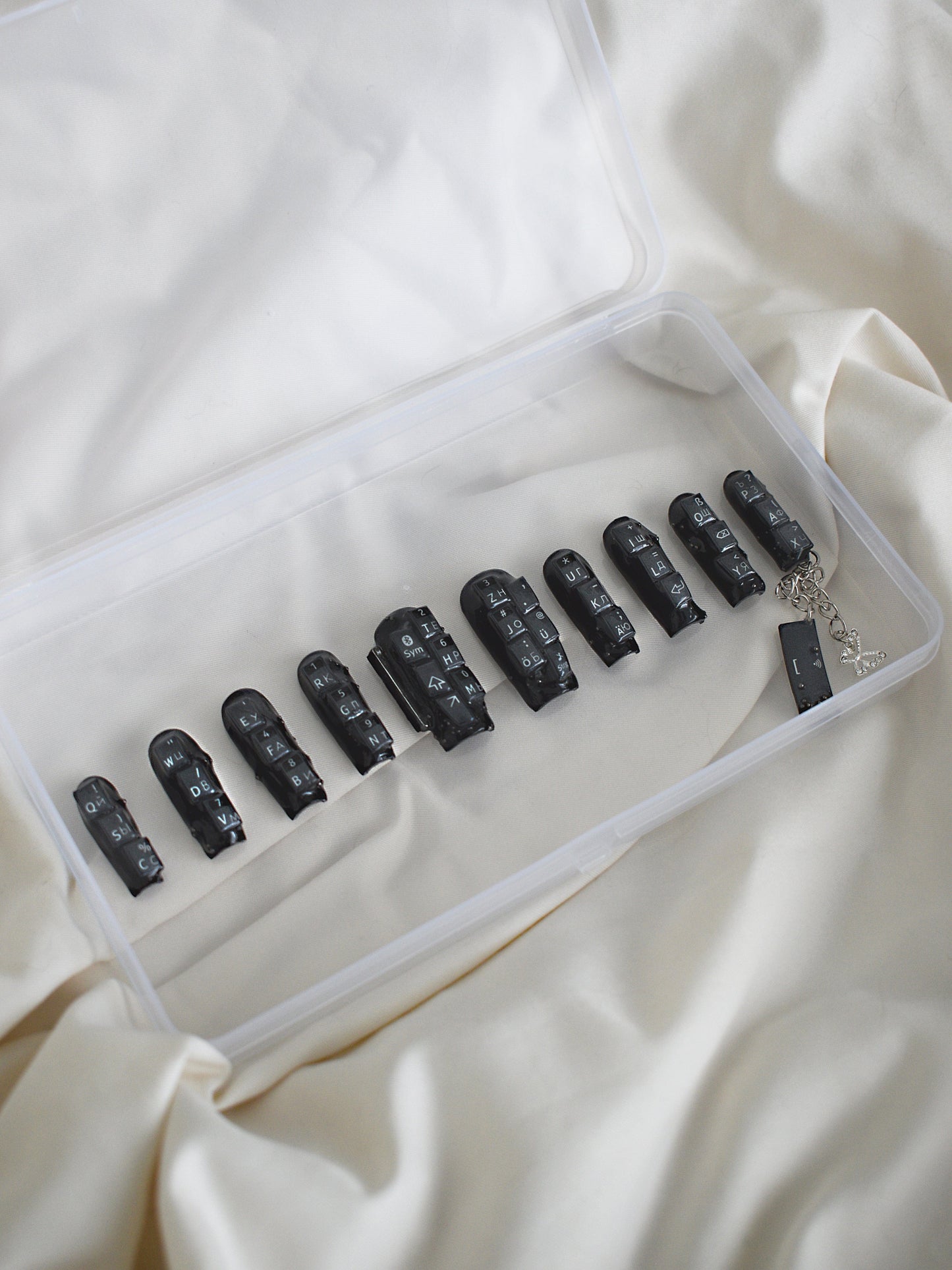 Blackberry curve with caviar nail set-Hotnails-APOC STORE