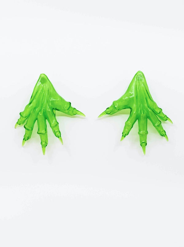 Pair of translucent green paw earrings-Naomi Gilon-APOC STORE