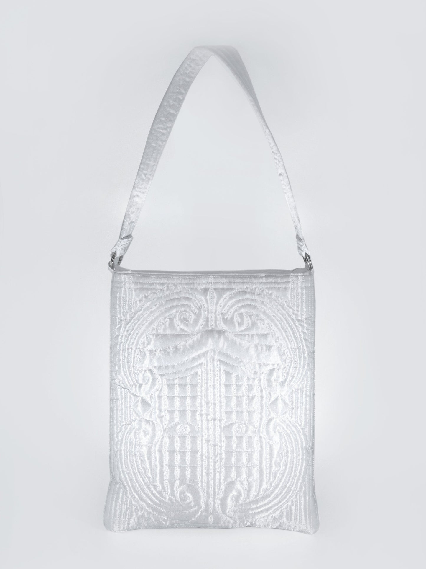 QUILTED DOOR TOTE WHITE-Fior di Latte-APOC STORE