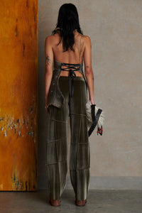 Vys Halter-Karlaidlaw-APOC STORE