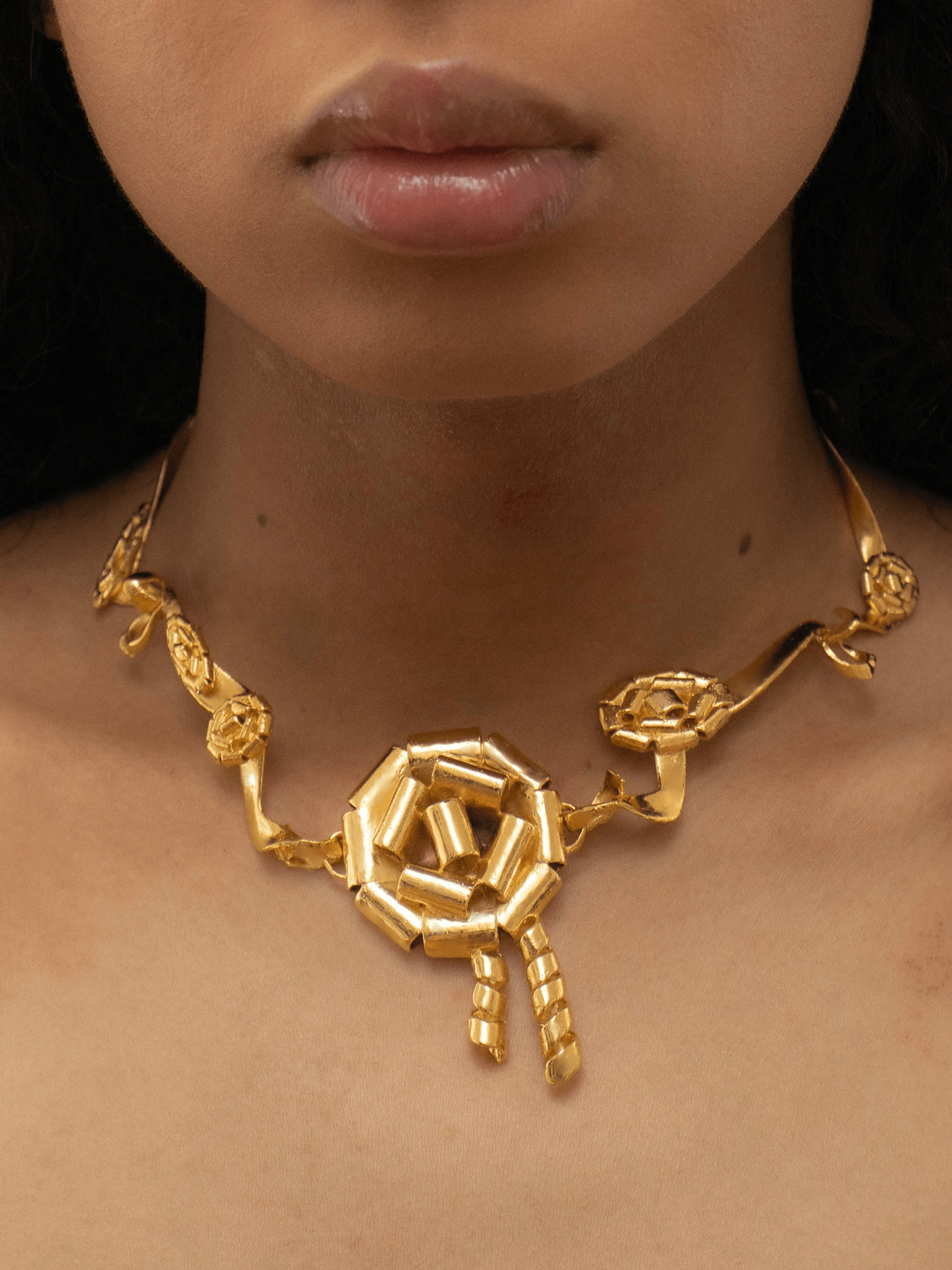 GOLD BOW NECKLACE-RAPHAEL EVERDEEN-APOC STORE
