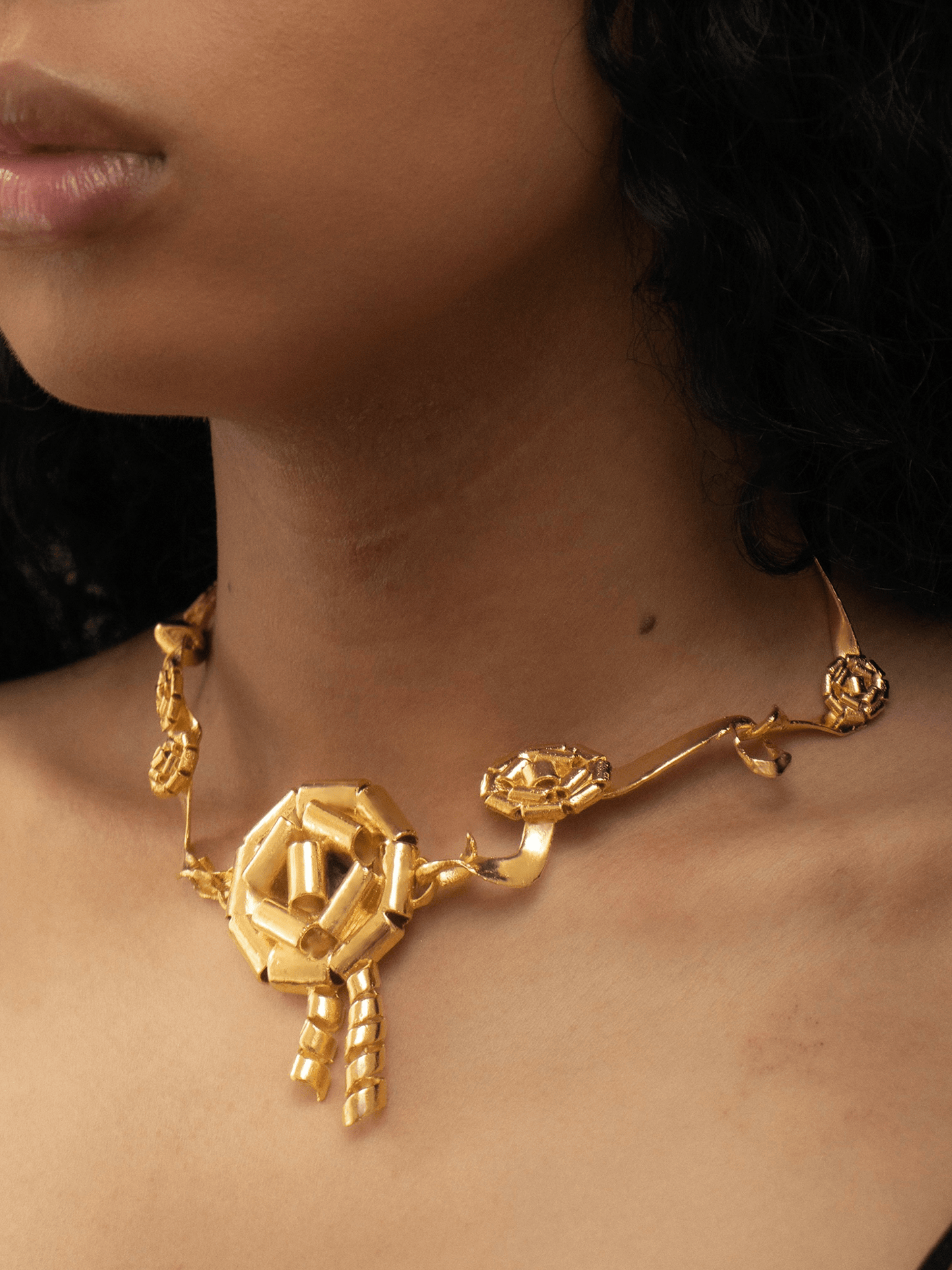 GOLD BOW NECKLACE-RAPHAEL EVERDEEN-APOC STORE