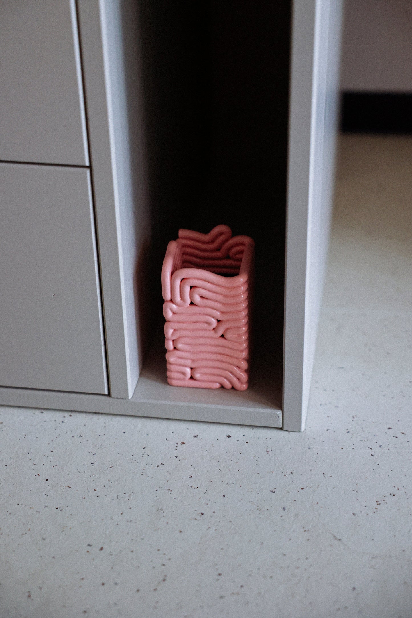 Noodle Vase Pink-Gast Studio-APOC STORE