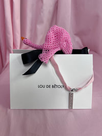 Swan choker Pink-Lou de Bètoly-APOC STORE