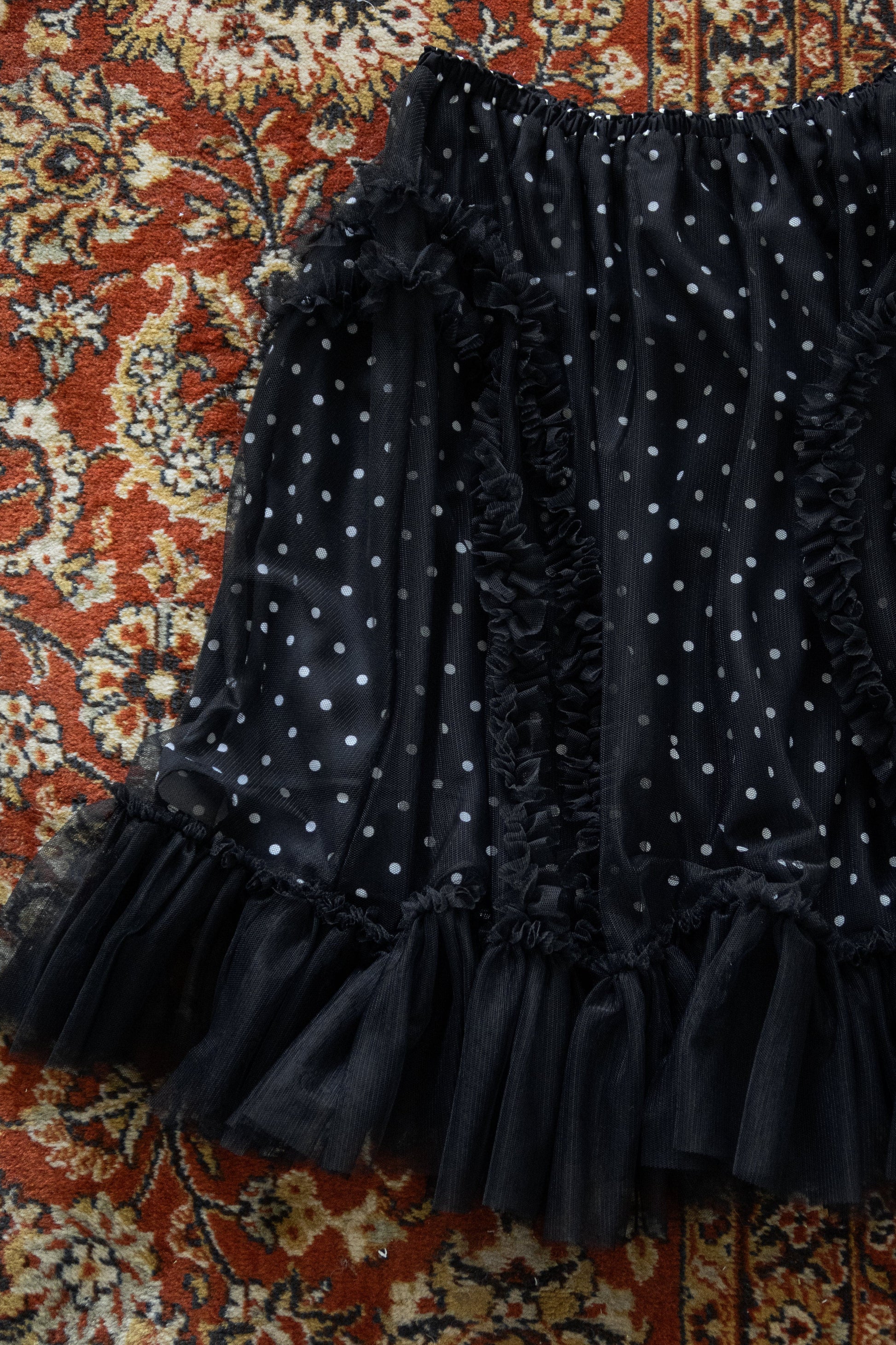 BANDING RUFFLE SHA DOT SKIRT - BLACK-SAENGIN STUDIOS-APOC STORE