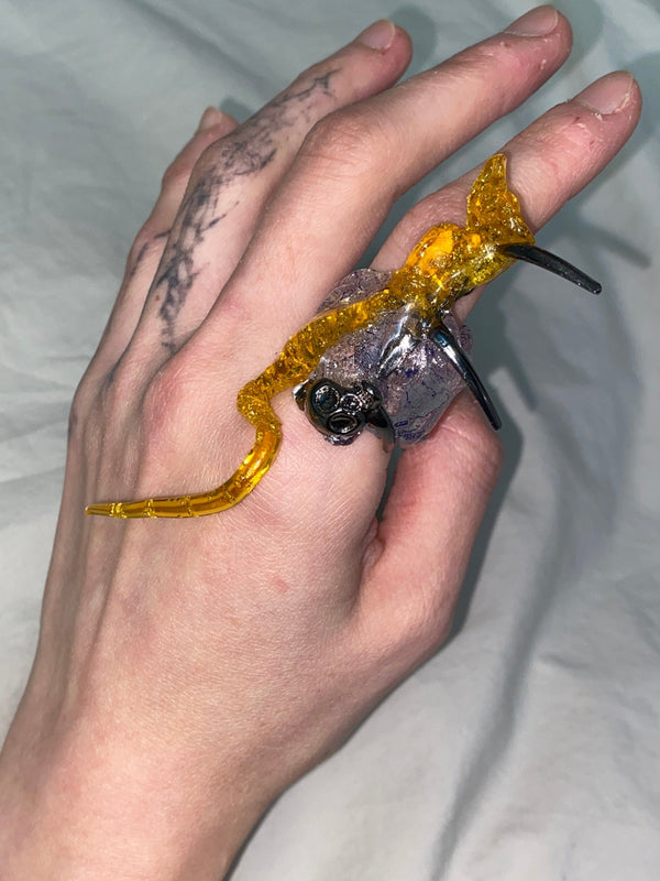 eqpr167 ring-VACSOM-APOC STORE