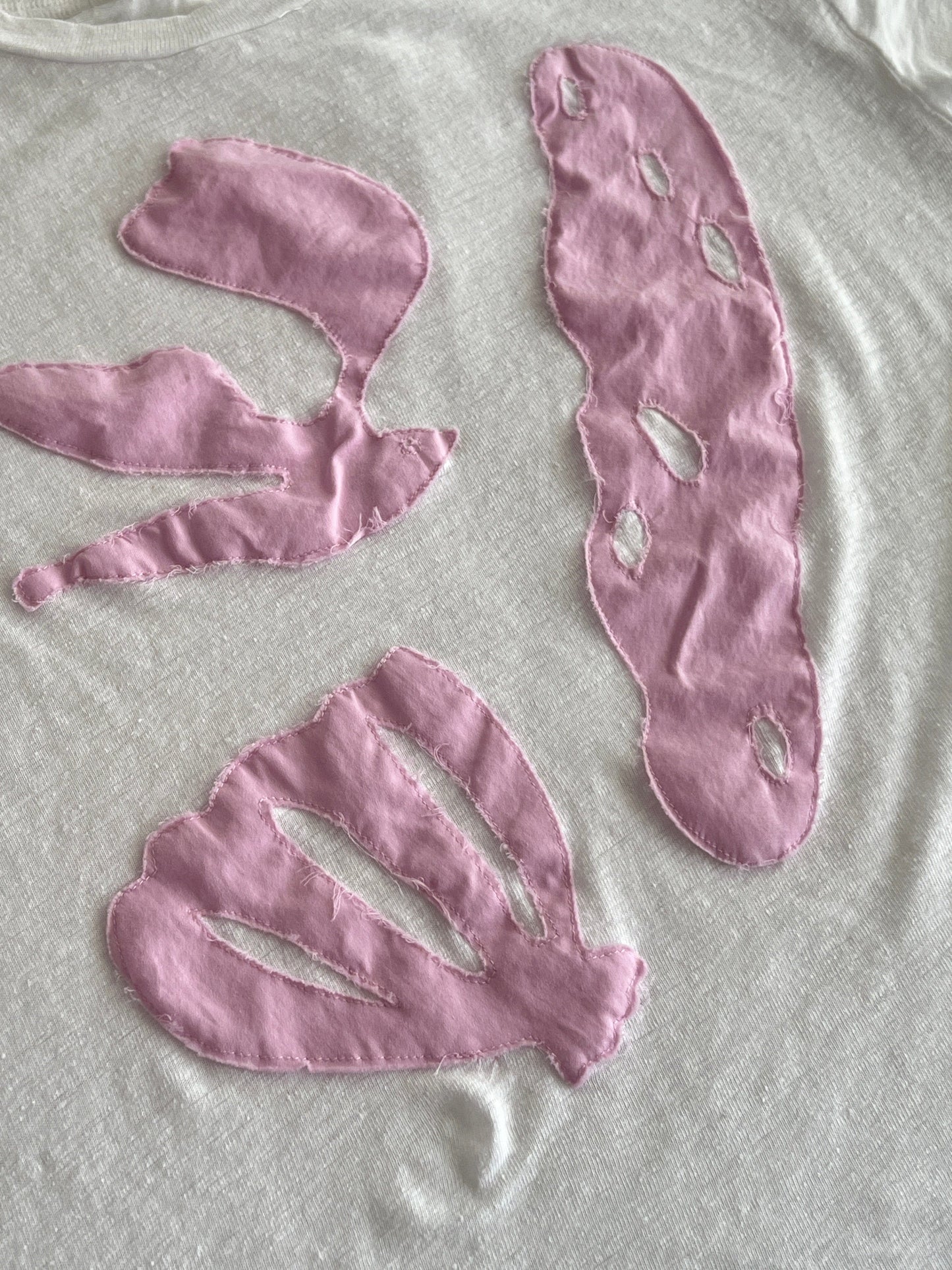 Bird, rock, clam - White-Julye Han-APOC STORE