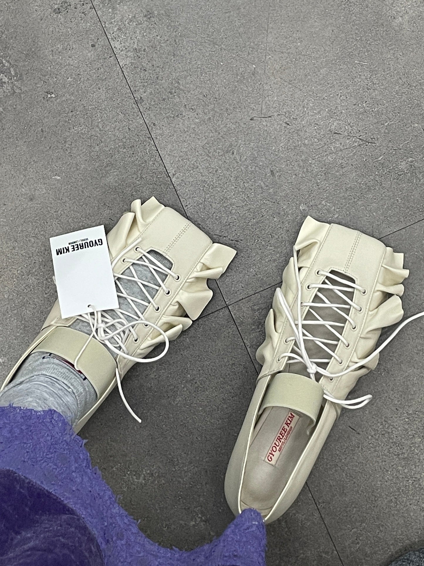 FRILL FLAT (CREAM)-Gyouree Kim-APOC STORE