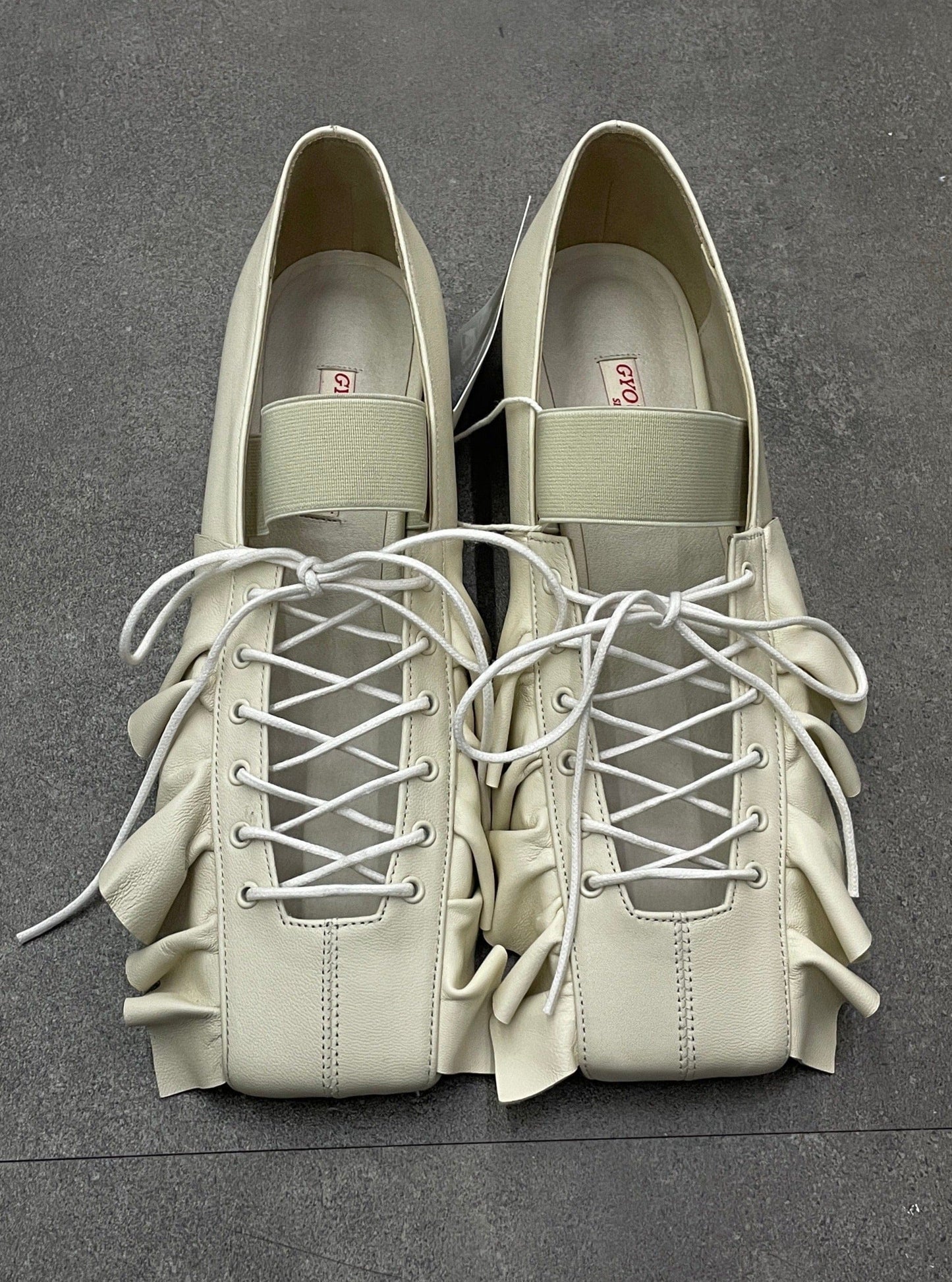 FRILL FLAT (CREAM)-Gyouree Kim-APOC STORE