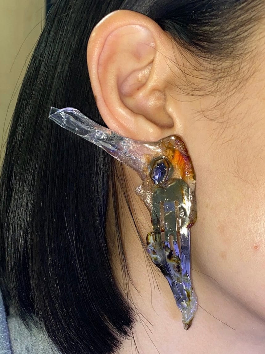 V me8 earring-VACSOM-APOC STORE