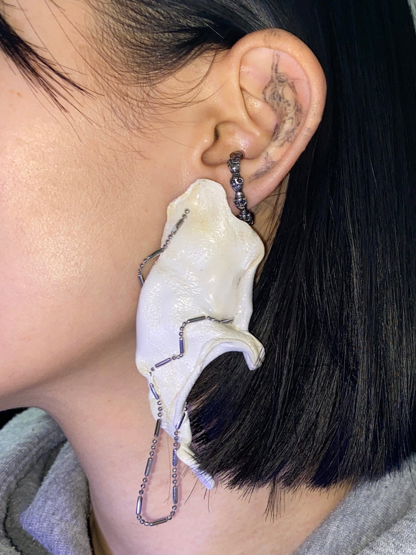 V me9 earring-VACSOM-APOC STORE