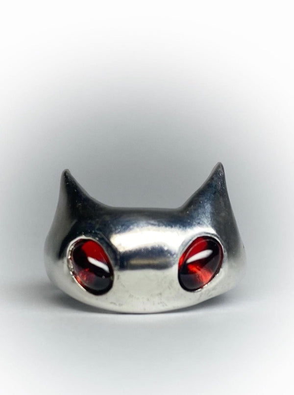 Bubble Kitty ring in Garnet-MGN-APOC STORE
