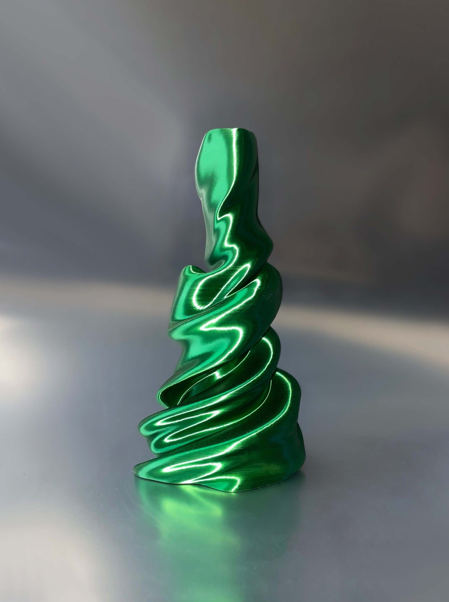 Sway-sway candleholder emerald-Solène Bonnet-APOC STORE
