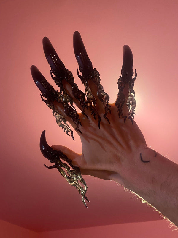 Giger Black-Texto Dallas-APOC STORE