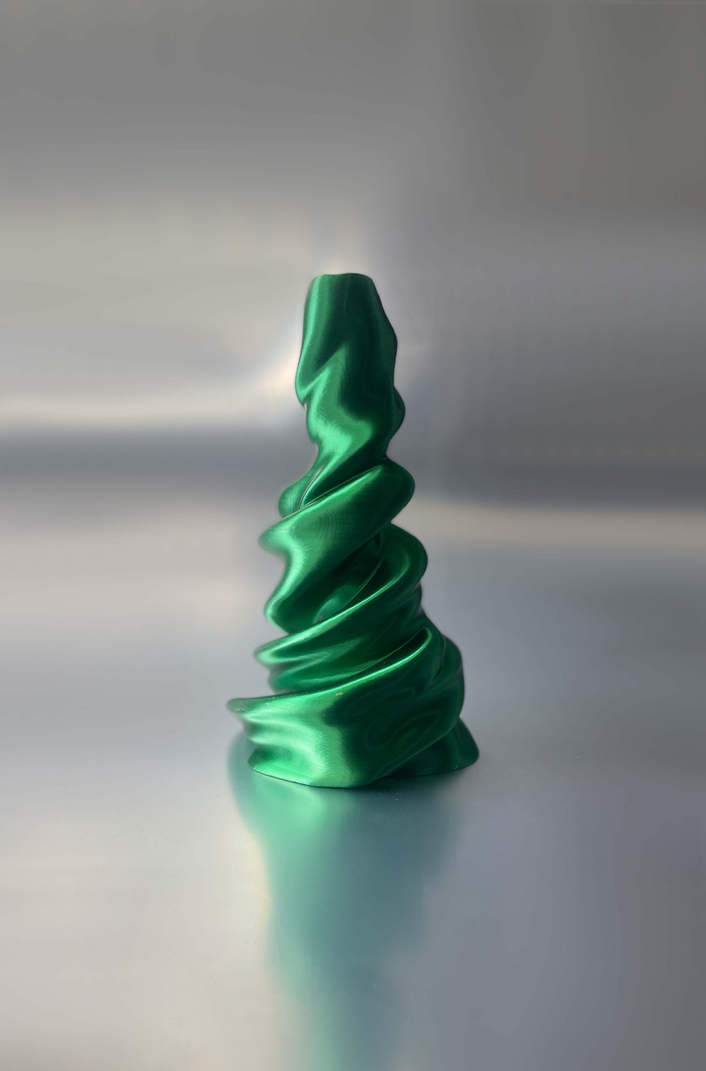 Sway-sway candleholder emerald-Solène Bonnet-APOC STORE