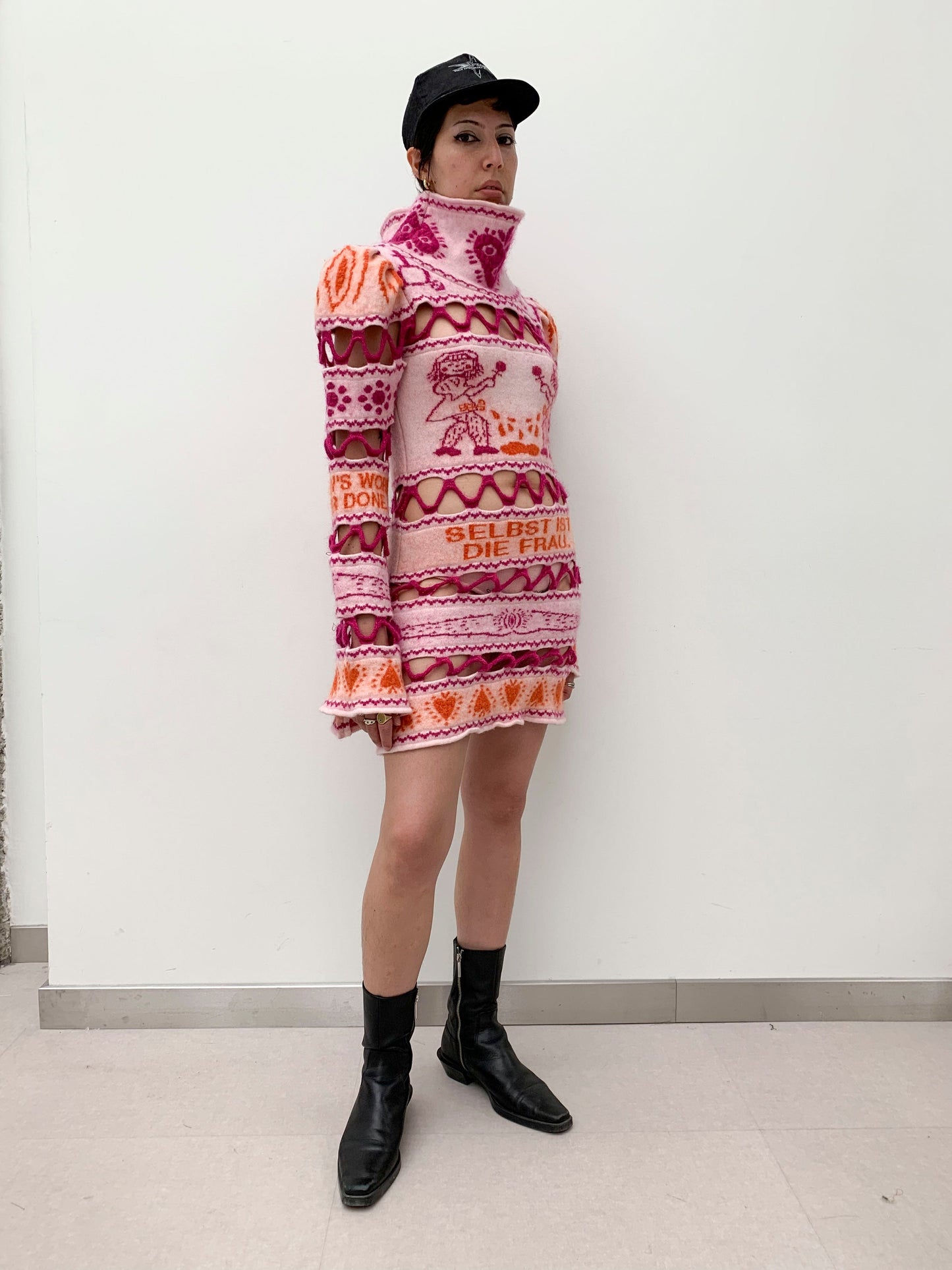 "Peeing girls" dress-TATi-APOC STORE
