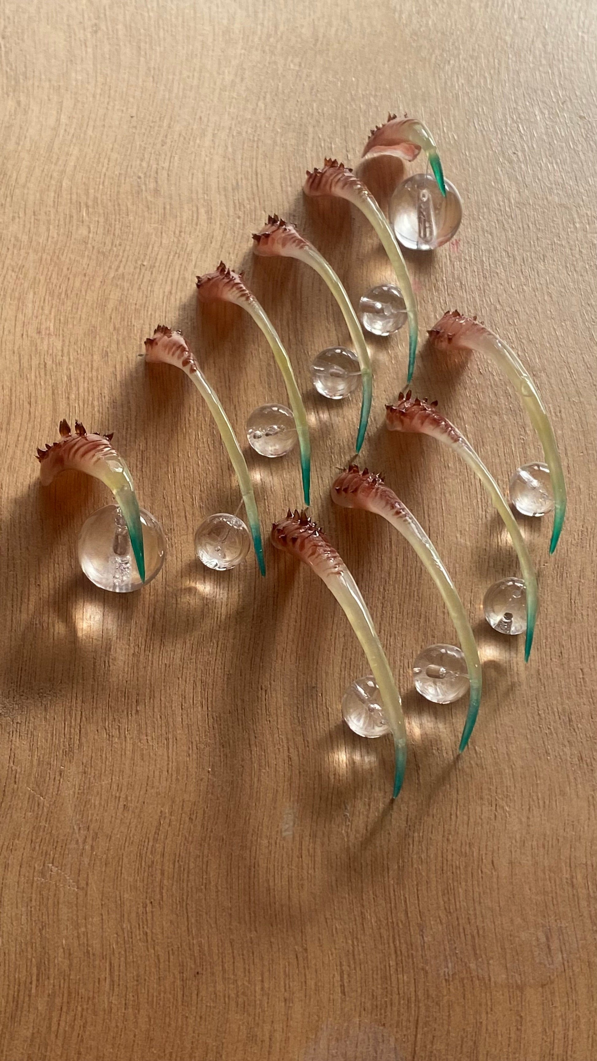 Globe-carrier nailset-Texto Dallas-APOC STORE