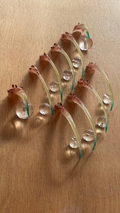 Globe-carrier nailset-Texto Dallas-APOC STORE