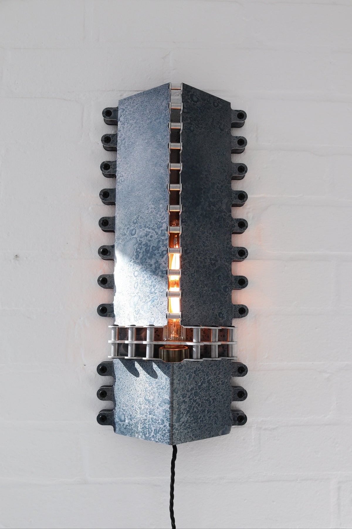 92 Rivets - Sconce