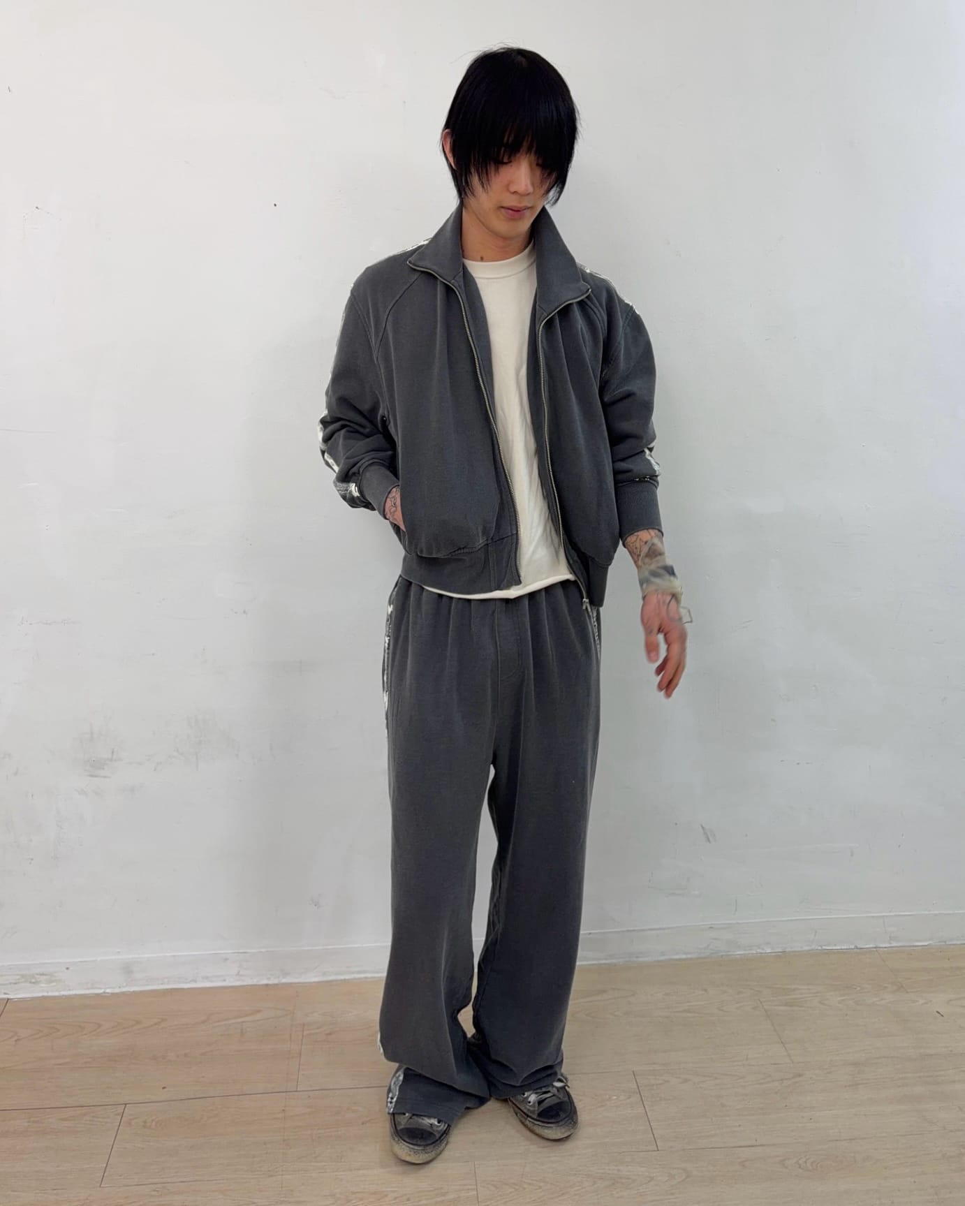 Painted Track Zip-up (Charcoal)-EGNARTS-APOC STORE