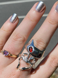 Bubble Kitty ring in Garnet-MGN-APOC STORE