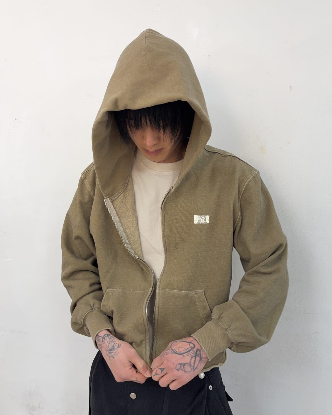 Cut off Hoodie Zip-up (Beige)-EGNARTS-APOC STORE
