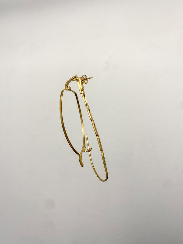 Single big gold glasses earring 2-Lou de Bètoly-APOC STORE