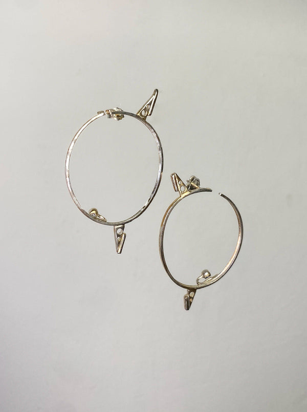 Pair of small silver glasses earrings 2-Lou de Bètoly-APOC STORE