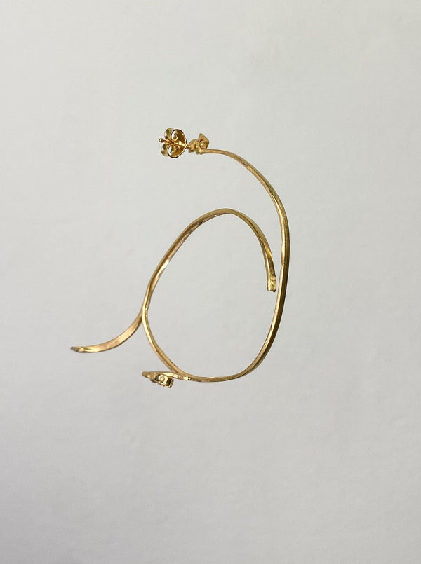 Single small gold glasses earring 2-Lou de Bètoly-APOC STORE