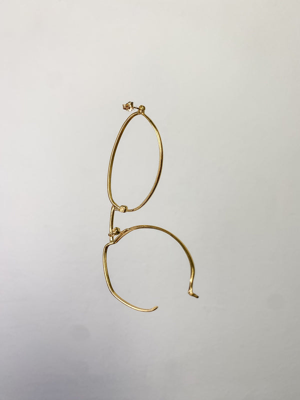 Single big gold glasses earring 3-Lou de Bètoly-APOC STORE