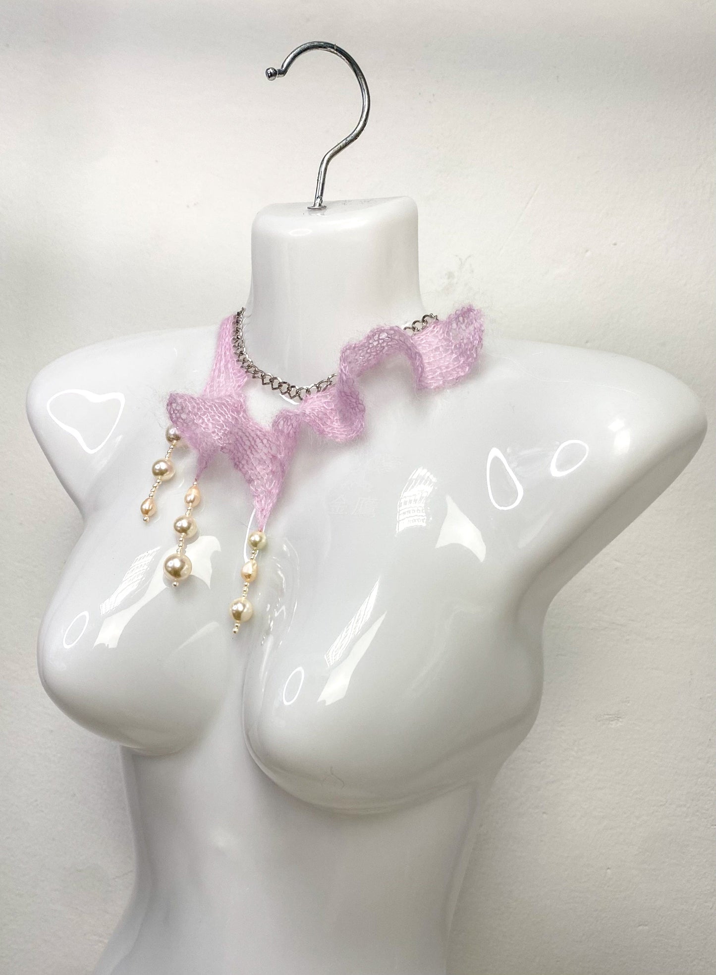 Knitted Choker Pink 1-Lou de Bètoly-APOC STORE