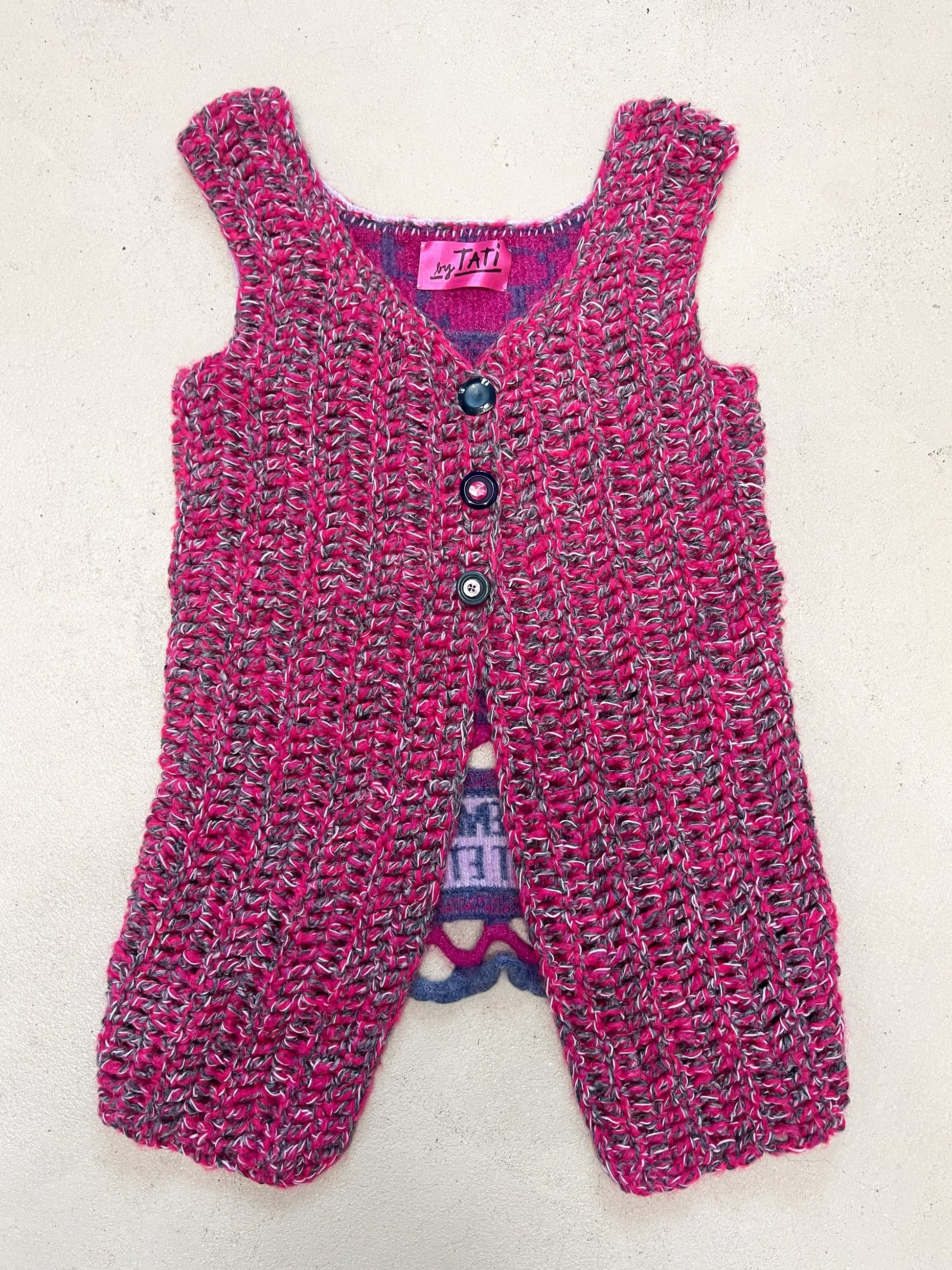 "Peeing girls" crochet vest pink blue-TATi-APOC STORE