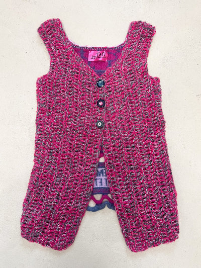 "Peeing girls" crochet vest pink blue-TATi-APOC STORE